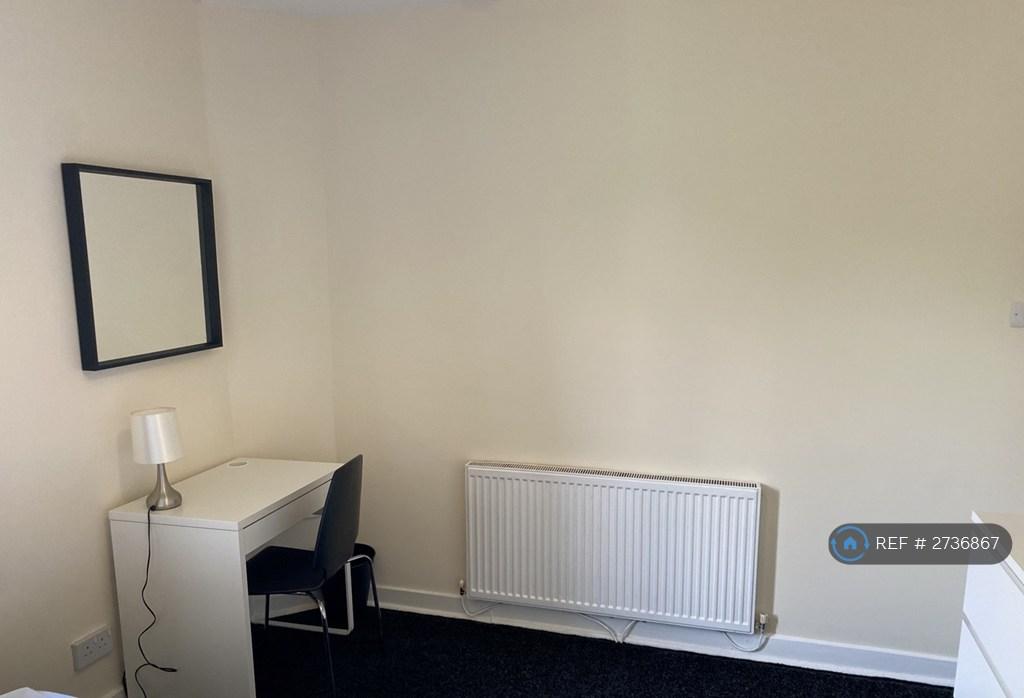Bedroom To Front Of Property