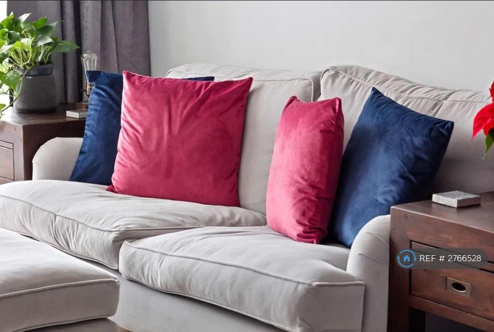 Living Room 5