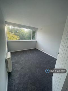 2 bedroom flat to rent, Balmoral Close, Coventry, CV2