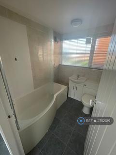 2 bedroom flat to rent, Balmoral Close, Coventry, CV2