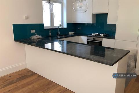 undefined, Ground Floor, London, N3