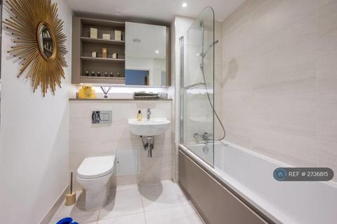 2 bedroom flat to rent, Charles Newell Court, London, E3