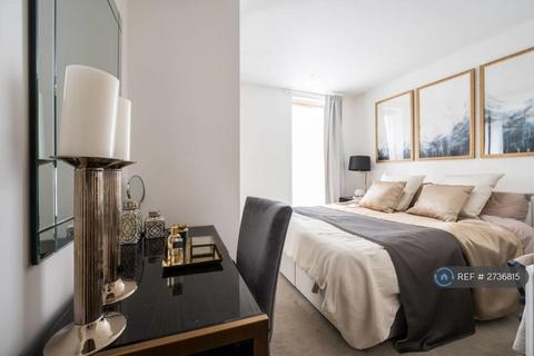 2 bedroom flat to rent, Charles Newell Court, London, E3