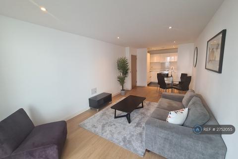 2 bedroom flat to rent, Keats Apartments, Croydon, CR0