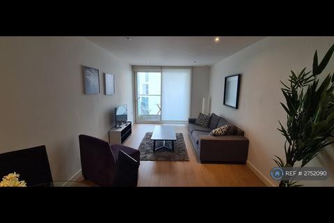 2 bedroom flat to rent, Keats Apartments, Croydon, CR0