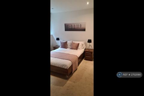 2 bedroom flat to rent, Keats Apartments, Croydon, CR0