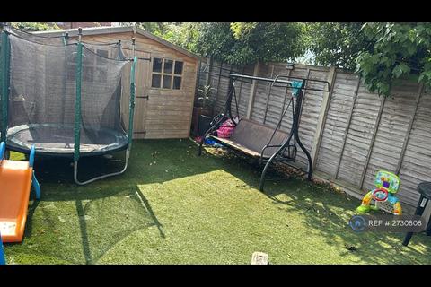 2 bedroom maisonette to rent, Whitton Avenue West, Northolt, UB5