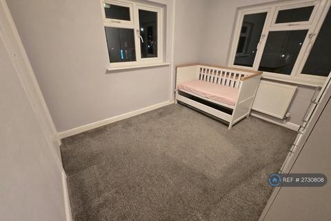 2 bedroom maisonette to rent, Whitton Avenue West, Northolt, UB5