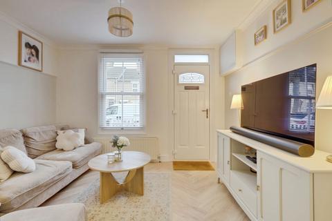 2 bedroom end of terrace house for sale, Parkstone Avenue, Benfleet, SS7