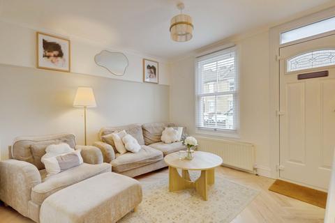 2 bedroom end of terrace house for sale, Parkstone Avenue, Benfleet, SS7