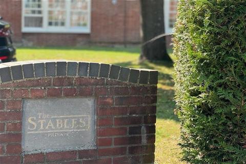 2 bedroom flat to rent, The Stables, BH23