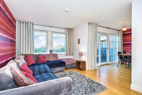 3 bedroom flat for sale, 7/4 Meggetland View, Craiglockhart, Edinburgh, EH14 1XT