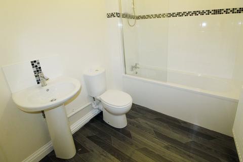 2 bedroom end of terrace house to rent, Fifteenth Avenue, Blyth, NE24