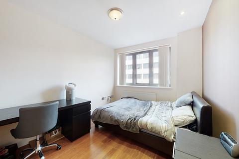 3 bedroom flat to rent, Philpot Street, London E1