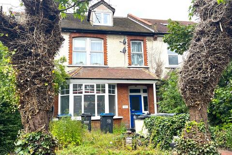undefined, London Road, Thornton Heath