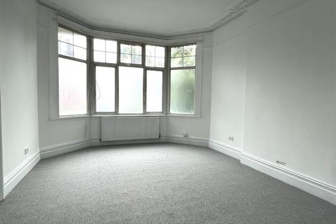 undefined, London Road, Thornton Heath