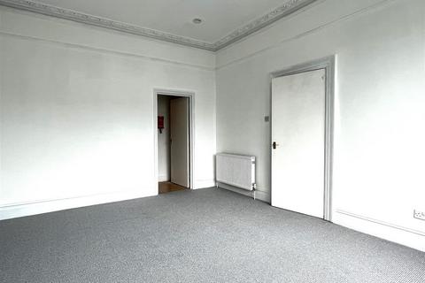 undefined, London Road, Thornton Heath