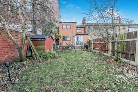2 bedroom cottage for sale, Cross Lane, Farnley, Leeds