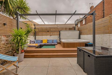 undefined, Compton Road, Kensal Green, London, NW10