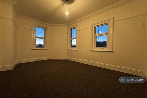 2 bedroom flat to rent, Bridge Road, Southampton, SO19