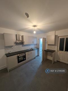 3 bedroom terraced house to rent - Linby Grove, Hucknall, Nottingham, NG15