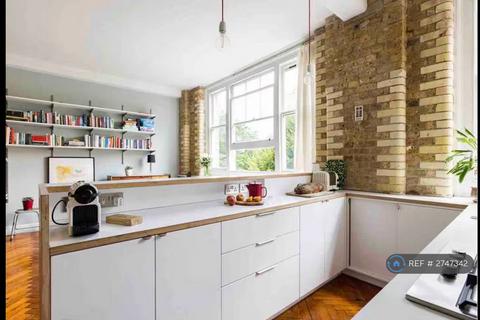 2 bedroom flat to rent, London, London, E8