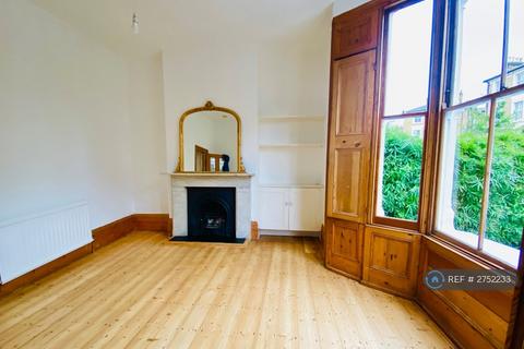 undefined, Lauriston Road, London, E9