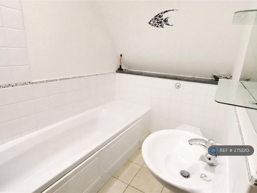 Upstairs Bathroom