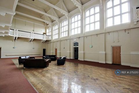 2 bedroom flat to rent, Old College Court, London, DA17