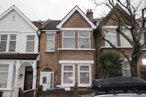 Leyton, E10
