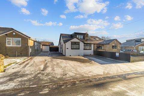 4 bedroom semi-detached house for sale - Foxhill Drive, Bradford BD13
