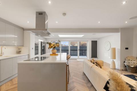undefined, Foxhill Drive, Bradford BD13