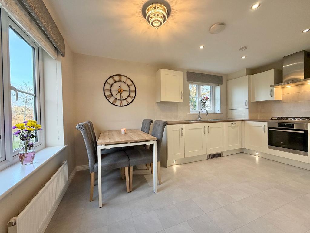 Kitchen diner