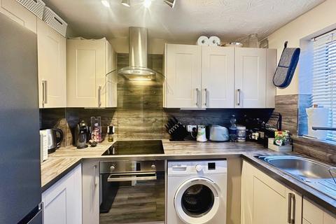 2 bedroom semi-detached house for sale, Mallard Close, Covingham, Swindon, SN3