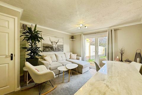 2 bedroom semi-detached house for sale, Mallard Close, Covingham, Swindon, SN3