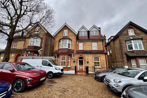 undefined, Hawes Road, Bromley BR1