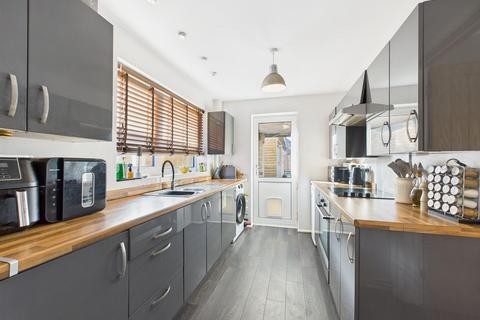 3 bedroom detached house for sale, Park Avenue, Longlevens, Gloucester