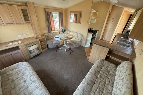 2 bedroom static caravan for sale, Beach Road, St. Osyth CO16