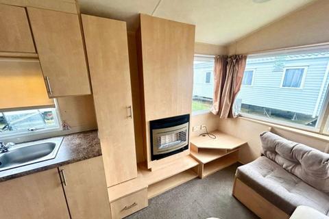 2 bedroom static caravan for sale, Beach Road, St. Osyth CO16