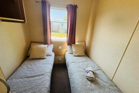 3 bedroom static caravan for sale, Low Road, Harwich CO12