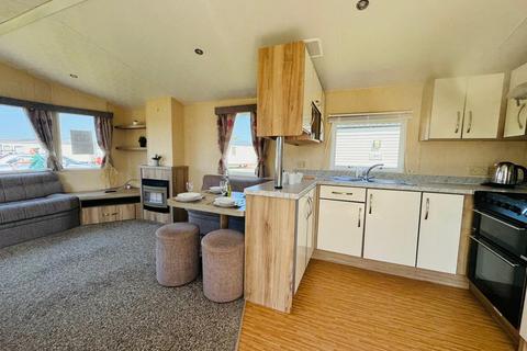 3 bedroom static caravan for sale, Low Road, Harwich CO12