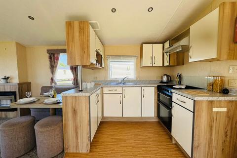 3 bedroom static caravan for sale, Low Road, Harwich CO12