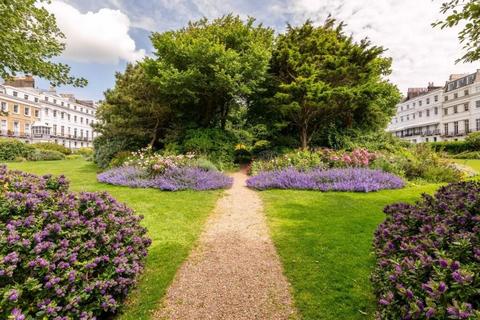 2 bedroom apartment to rent, Sussex Square, Brighton