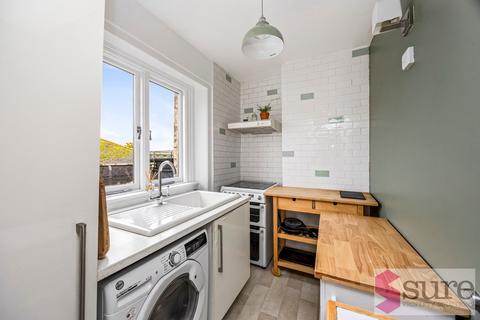 2 bedroom apartment to rent, Sussex Square, Brighton