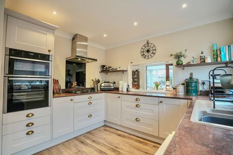 3 bedroom detached bungalow for sale, Mill Road, North Walsham, NR28