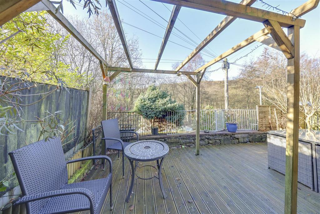 Front Decking