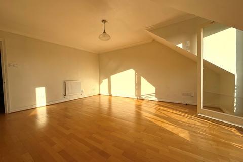2 bedroom apartment to rent, Compass Quay, Exeter