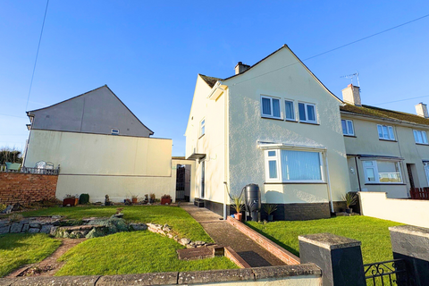 3 bedroom end of terrace house for sale - Avon Road, Torquay TQ2