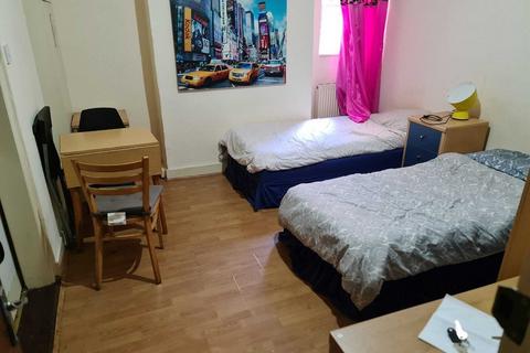 Flat share to rent - Cranhurst Road