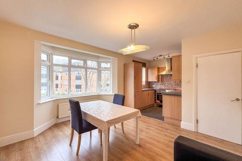 3 bedroom flat to rent - Buckingham Road, Edgware, HA8